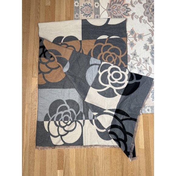 Pia Rossini 100% Cashmere Eden Scarf Grey/Camel Oblong Floral Motif Cozy Winter - Picture 6 of 7